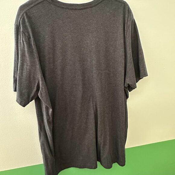 Tina Turner Dark Grey Unisex T-Shirt No Tag but fits like a 3XL - Picture 4 of 4